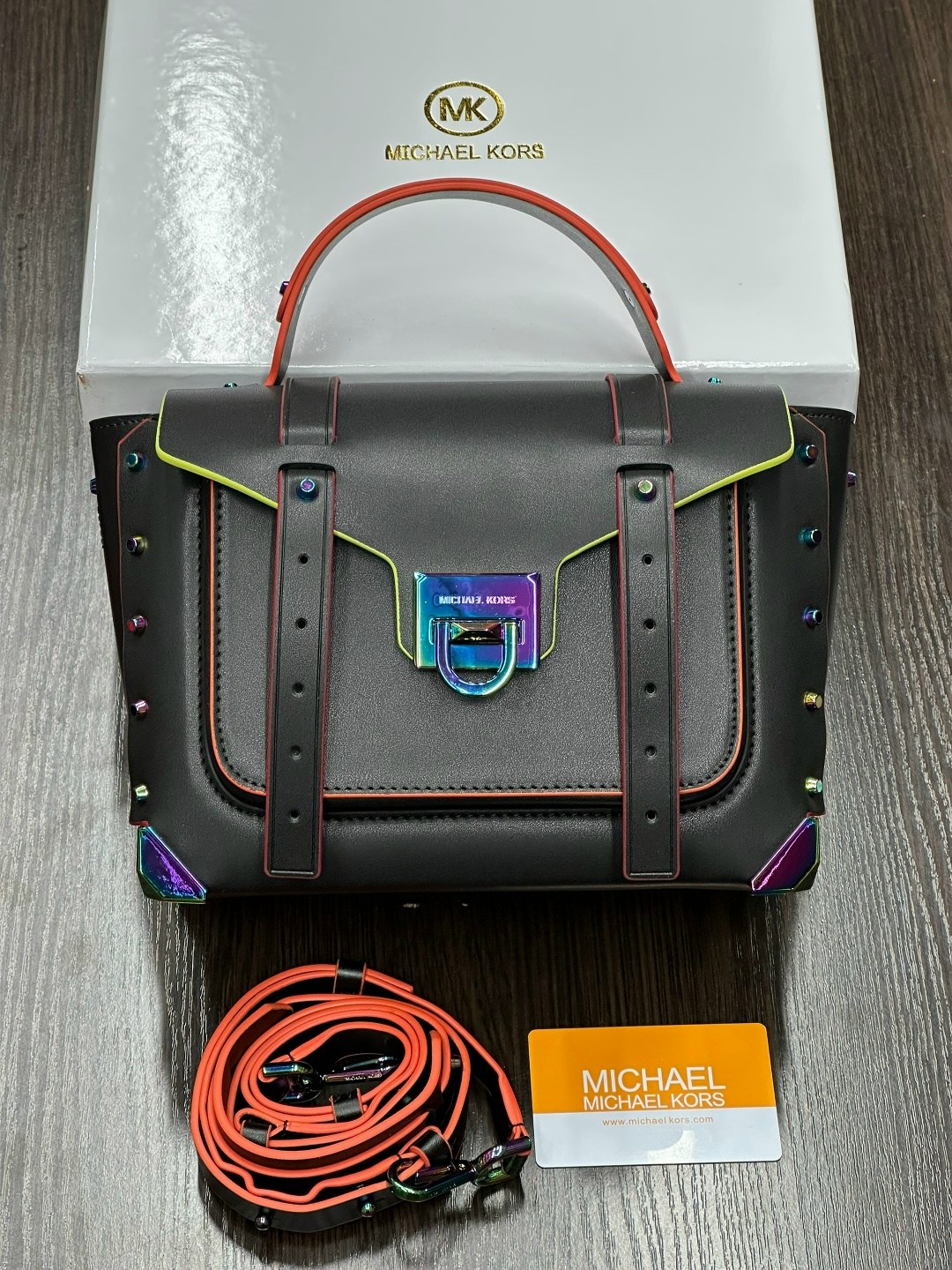 michael kors manhattan сумка,женская cумка michael kors,сумка michael kors,сумка женская michael kors manhattan,сумка michael kors женские сумки