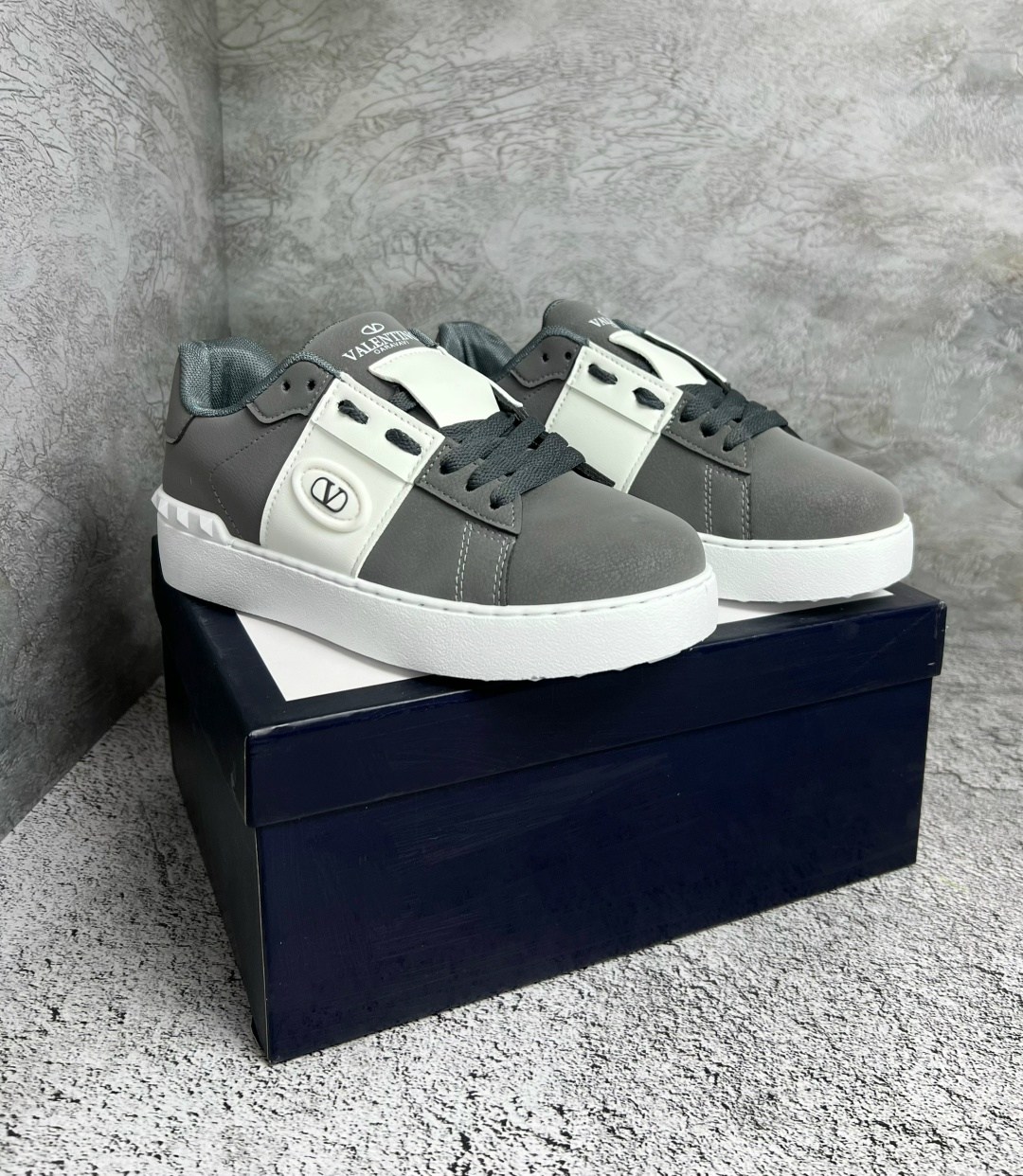 ,кроссовки женскиe, женская,кроссовки модные,кроссовки