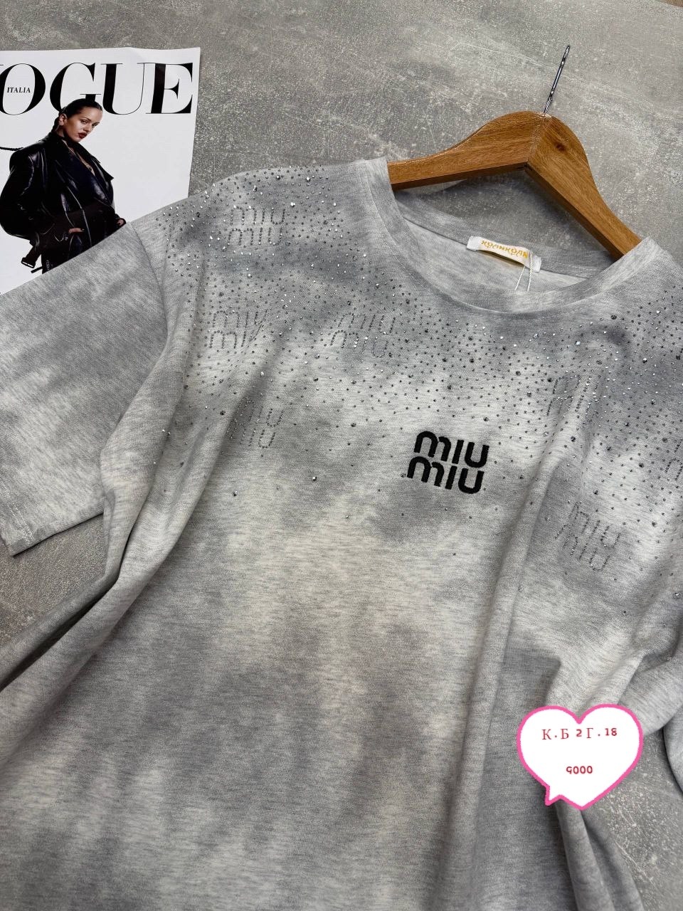 женская футболка,футболка,стильная футболка,футболка со стразами