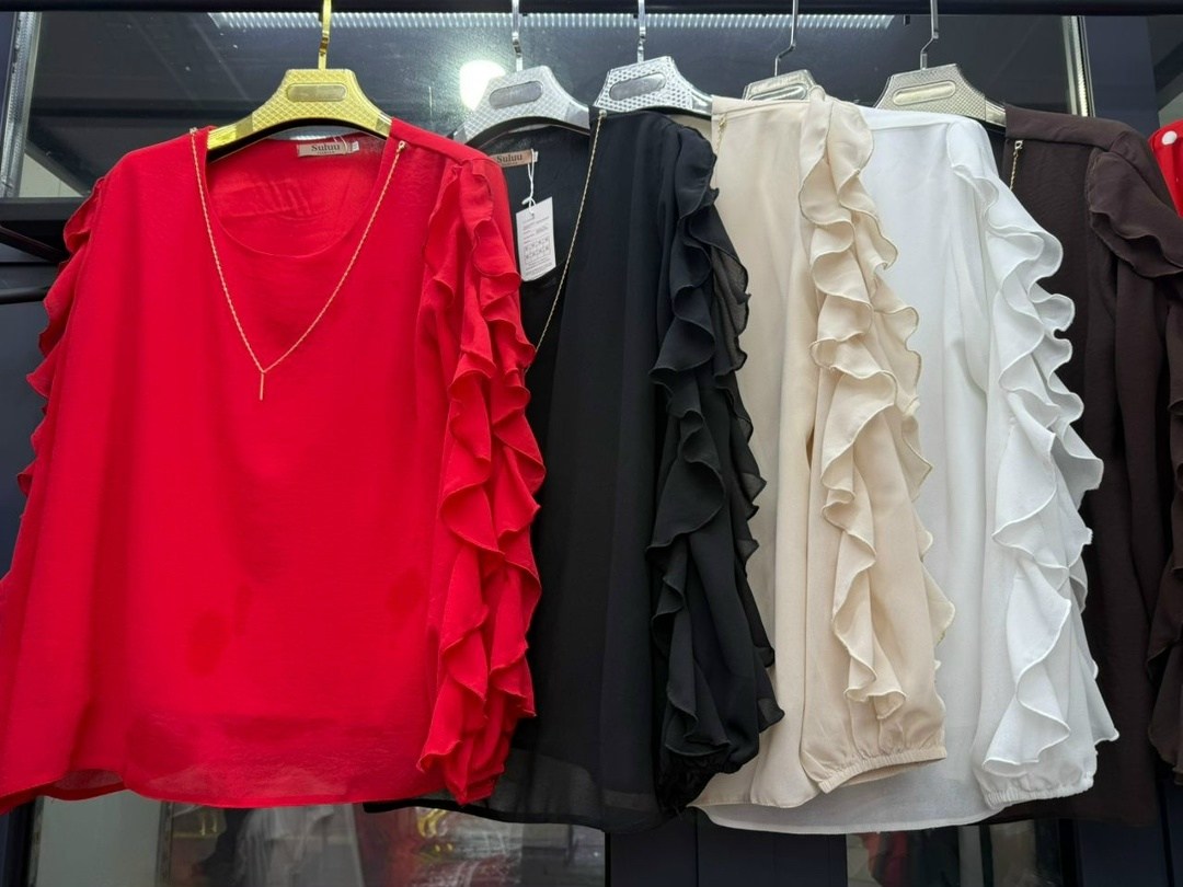 блузка стильная,нарядная блузка,блуза с рюшами,блузка,женская блузка