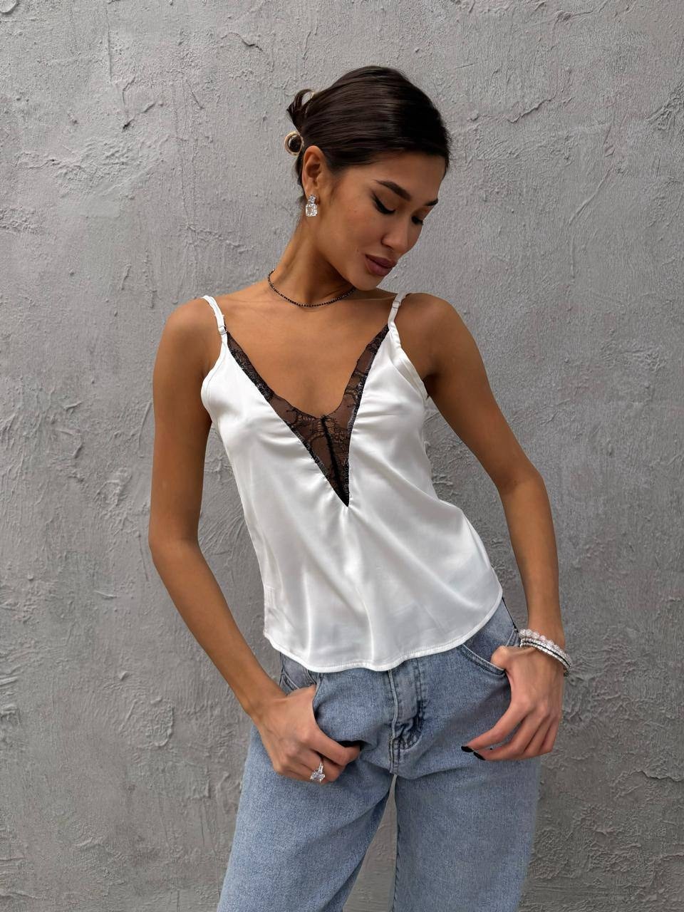 шелковый топ,майка с кружевами,шелковая майка,топ с кружевом,шелковый топ с кружевом