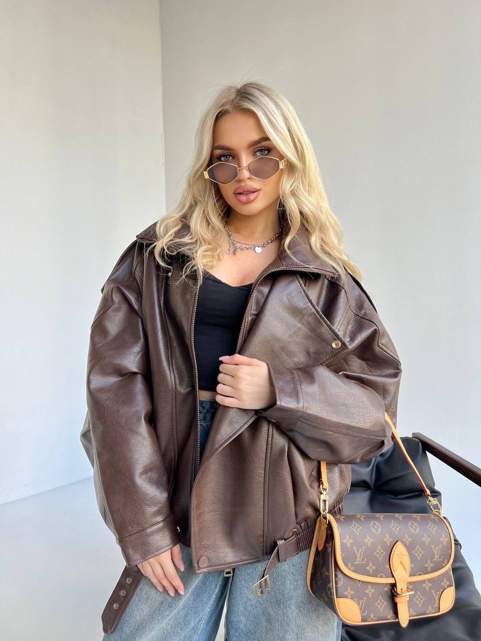 косуха коричневая оверсайз винтажная кожаная куртка aftfbasic,куртка бомбер оверсайз кожаная c&c fashion,косуха коричневая оверсайз винтажная кожаная куртка aftfbasic 206679483,кожаная куртка,куртка о