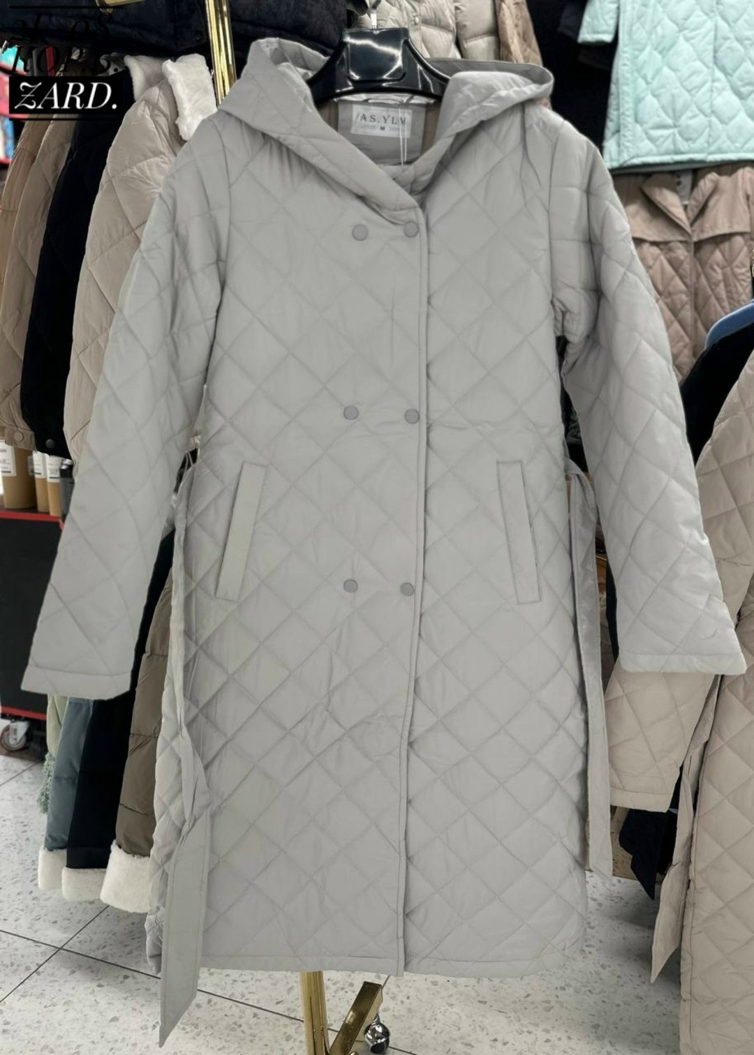 остин пальто стеганое женское,пальто стеганое демисезонное с капюшоном,пальто стеганое весеннее с капюшоном comokod woman,пальто стеганое с капюшоном,стеганное демисезонное пальто