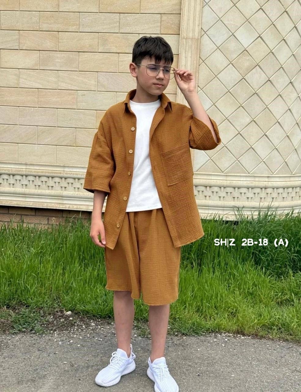 летний костюм из муслина для мальчика,детские костюмы для мальчиков,костюм для мальчика,летний костюм на мальчика,18 летний мальчик в белой рубашки