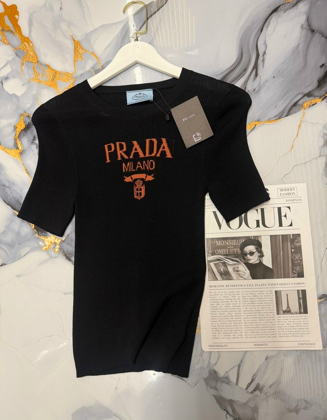 футболка prada,футболки женская,джемпер prada,оригинальные футболки,футболка прада