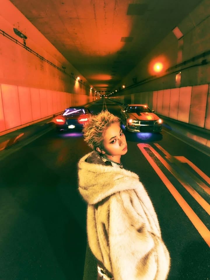 человек,мальчик,nct taeyong,кожаная куртка,корейские певцы