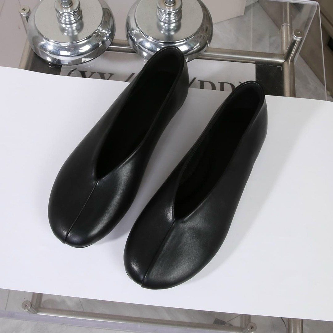 женские туфли на плоской подошве,туфли на плоской подошве,, на плоской подошве,женские туфли лодочки