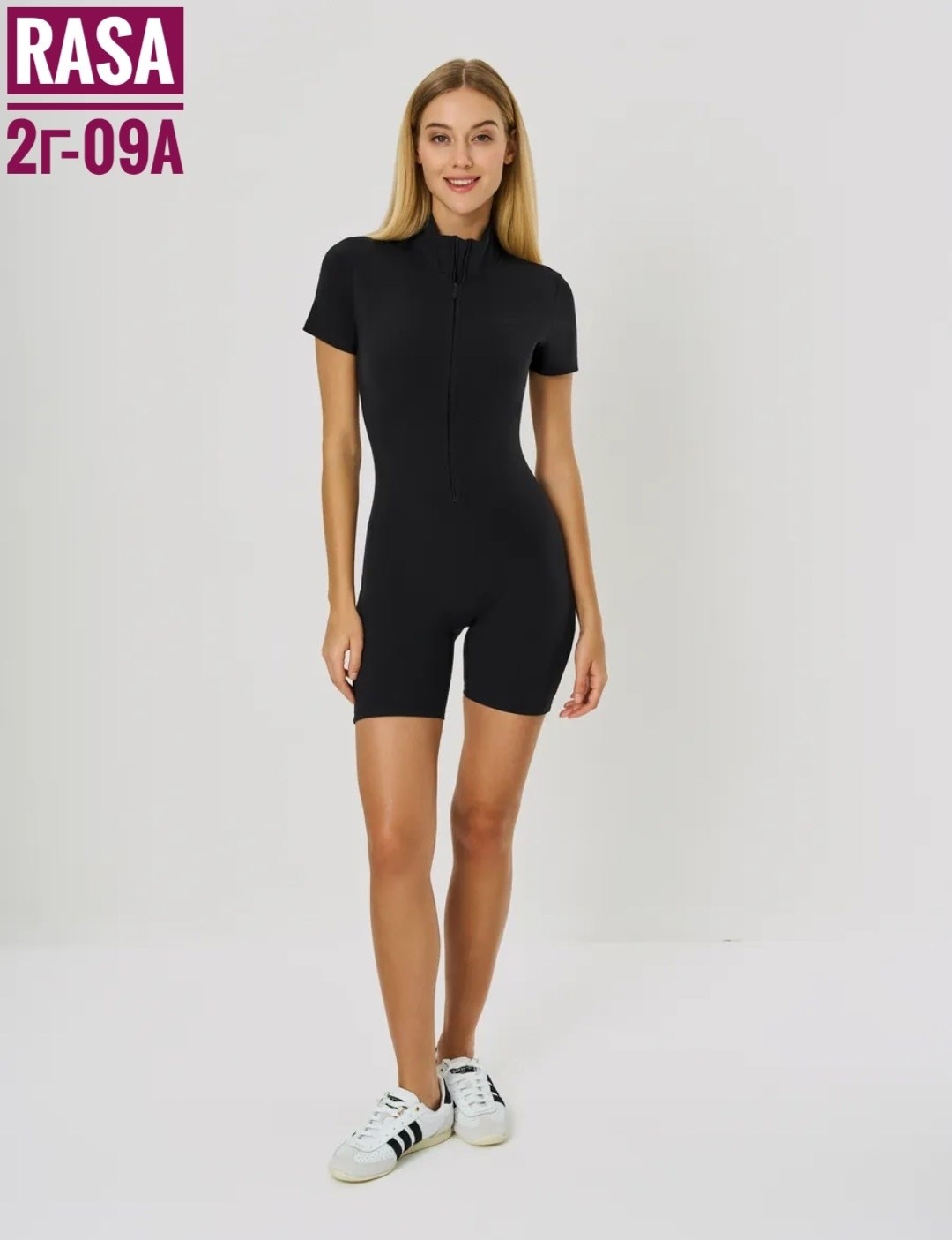 комбинезон для фитнеса,комбинезон спортивный женский для фитнеса,женский спортивный комбинезон,спортивный комбинезон,комбинезон спортивный с шортами для фитнеса