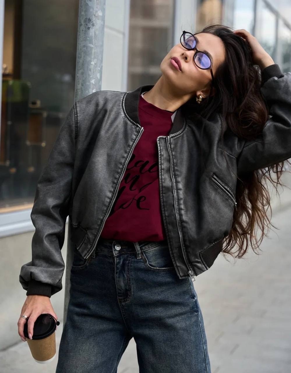 кожаная куртка,модные джинсы,куртка женская