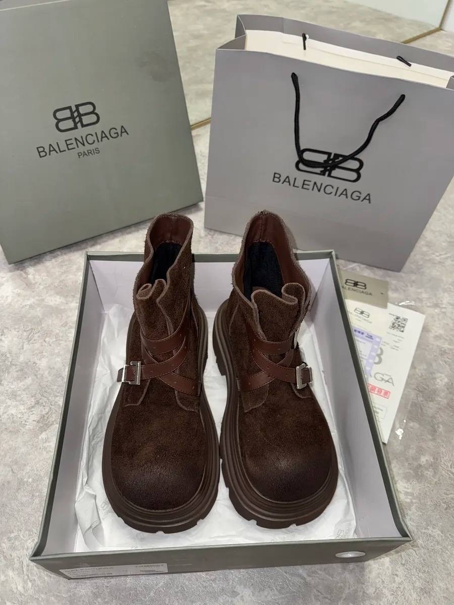 ,женские ботинки, женская,обуви,стильные ботинки