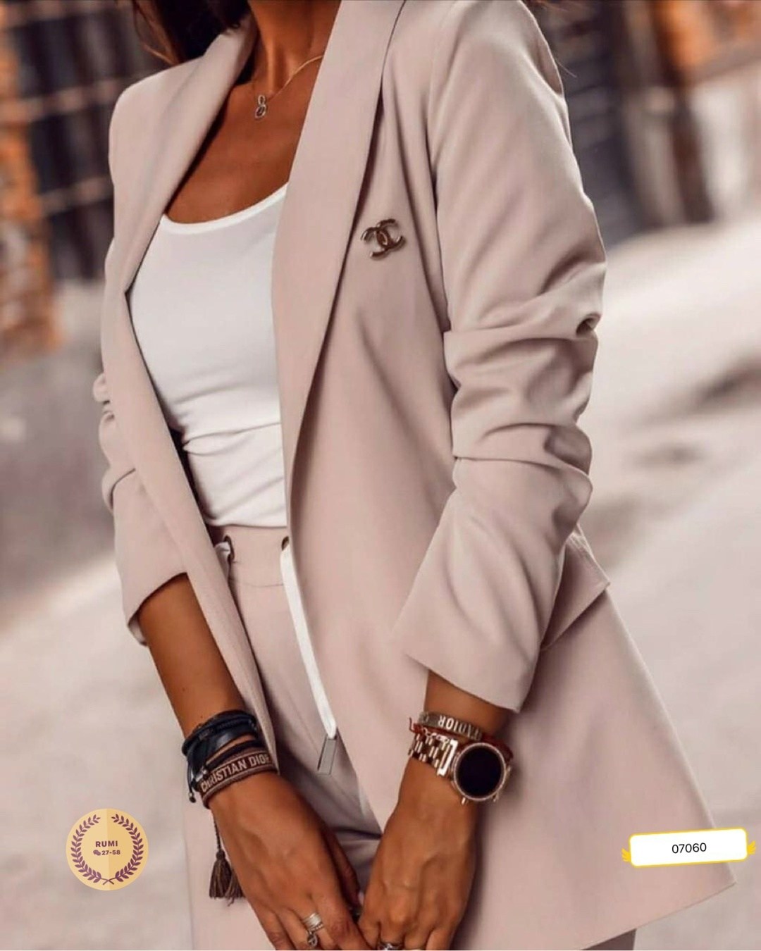 стильные костюмы,женский пиджак,пиджак,женский костюм,деловые женские костюмы