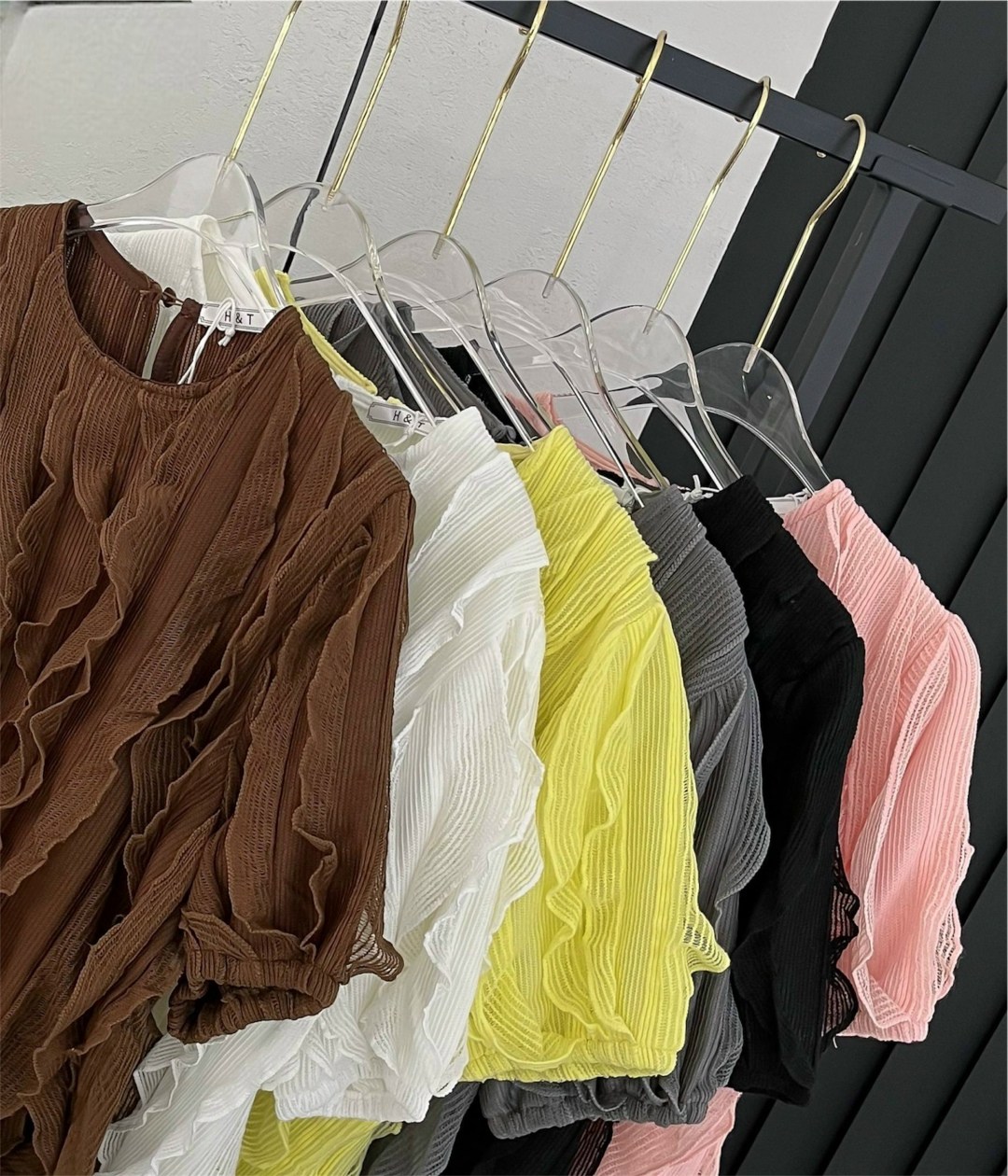 плиссированная блузка,женская шифоновая блузка с оборками,блузка с оборками,шифоновая блузка,блузка с плиссированными рукавами