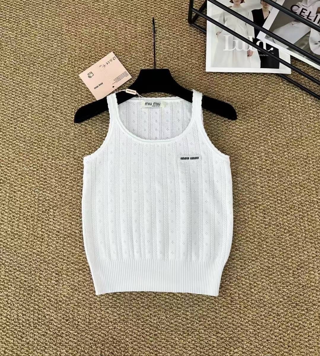 вязаные топы,майка женская,трикотажный топ,женские топы,топы спицами