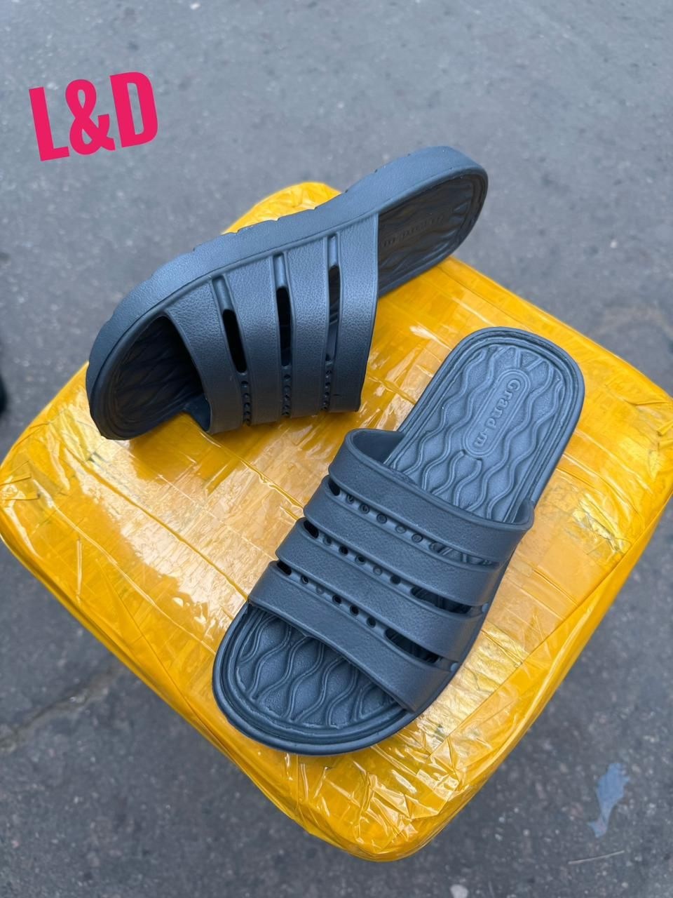 тапочки мужские резиновые,шлепанцы мужские,шлепанцы adidas sportswear,шлепанцы adidas adilette,домашние тапочки