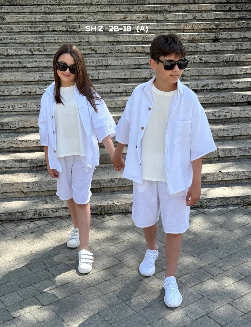 летний костюм из муслина для мальчика,детские костюмы для мальчиков,костюм для мальчика,летний костюм на мальчика,18 летний мальчик в белой рубашки