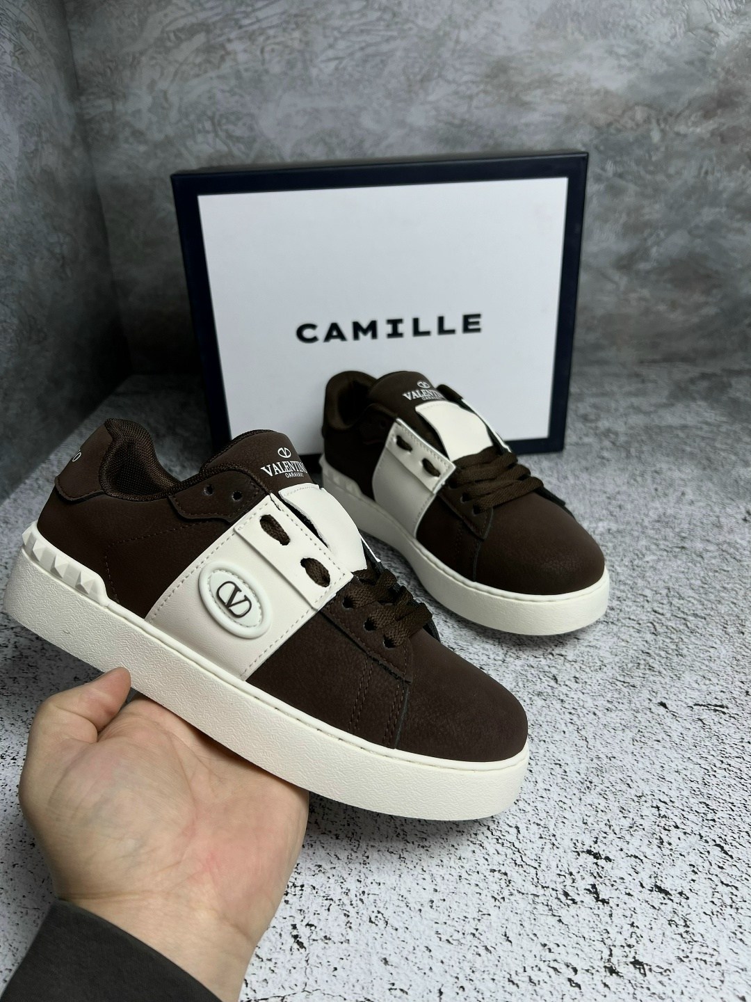 ,кроссовки женскиe, женская,кроссовки модные,кроссовки