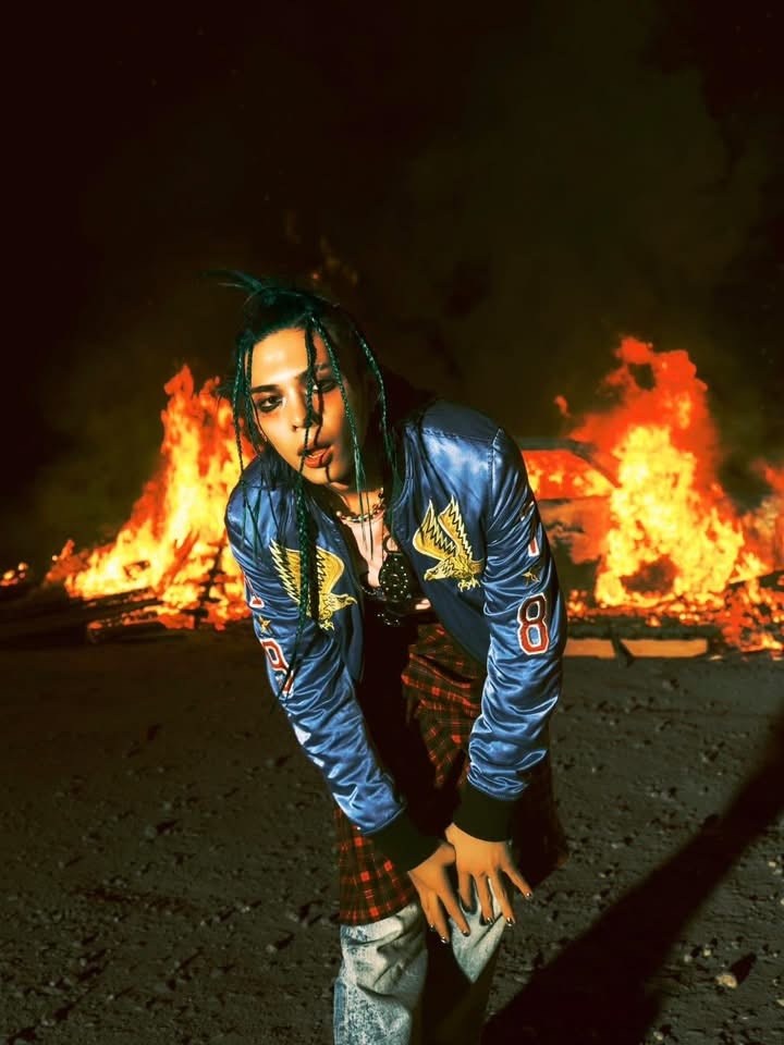 человек,мальчик,nct taeyong,кожаная куртка,корейские певцы