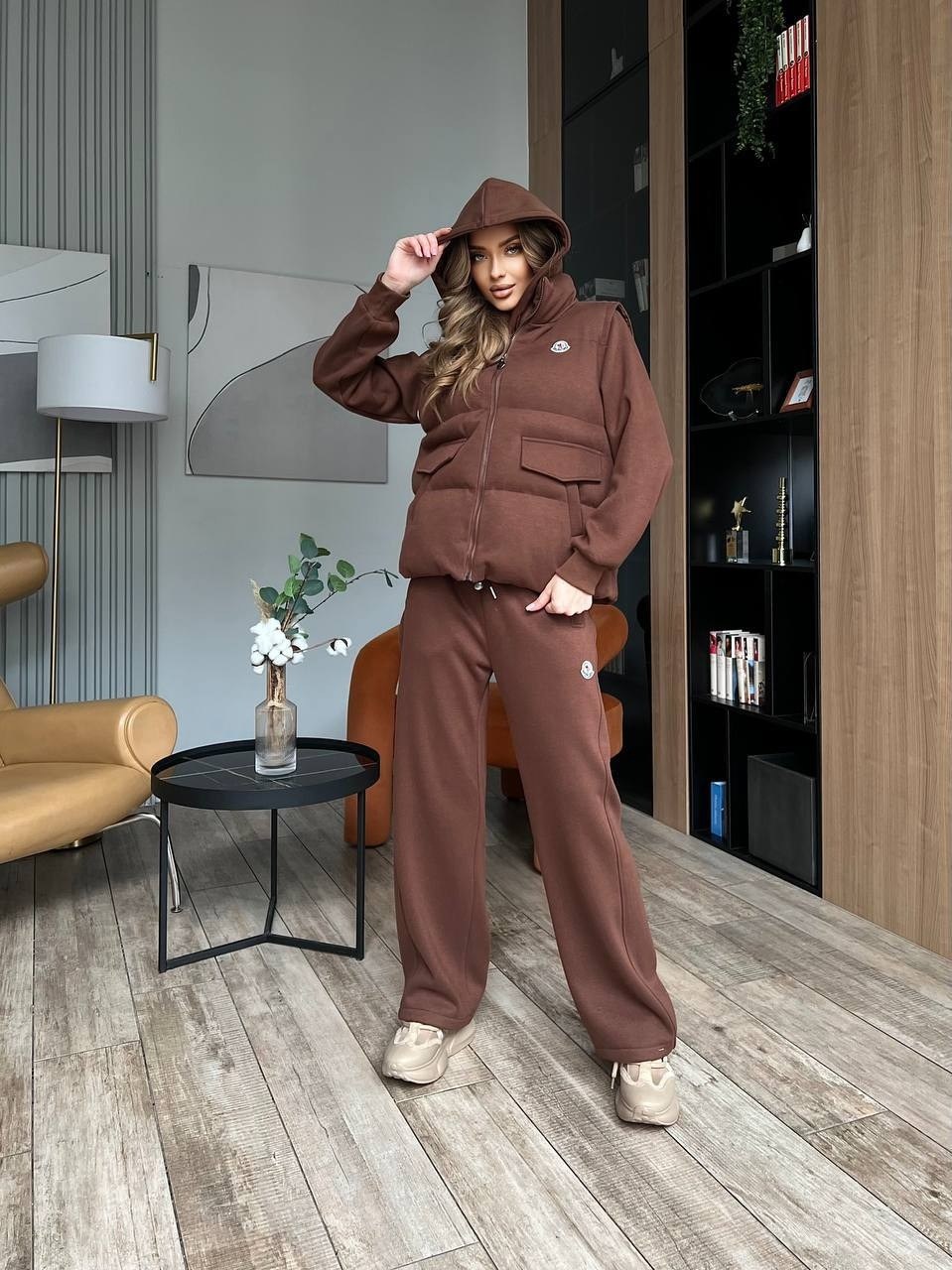 женский бежевый костюм тройка miu miu,бежевый костюм тройка женский,теплый костюм,костюм тройка женский,костюм на флисе