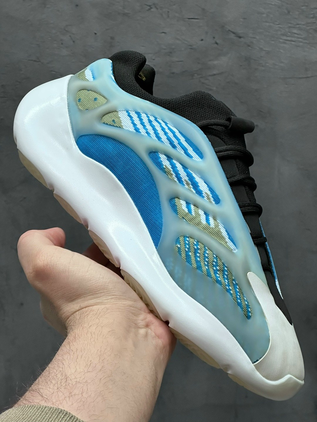 adidas yeezy boost 700 v 3,adidas yeezy 700 v 3,adidas yeezy boost 700,кроссовки adidas yeezy boost 700,yeezy boost 700 v 3