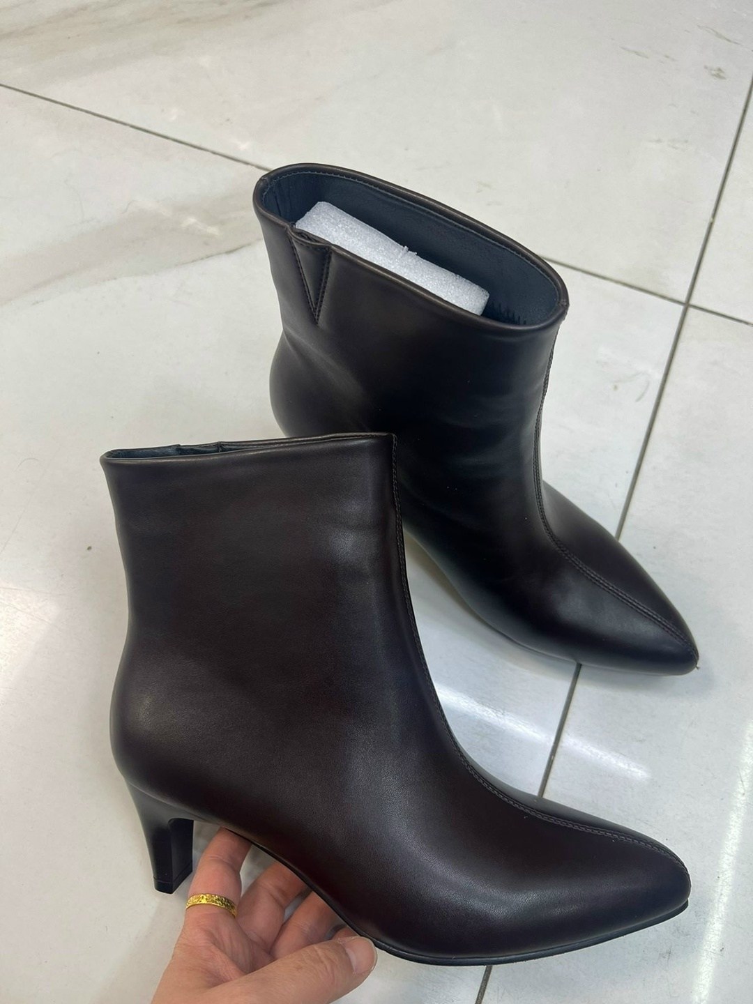 ,женские ботильоны,модные ботильоны,женские ботильоны на высоком каблуке с острым носком,ботильоны zara натуральная кожа женские