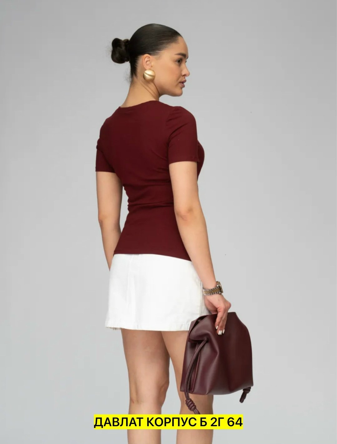футболки женская,футболка женская бордовая,женская майка,бордовый,футболка с вырезом