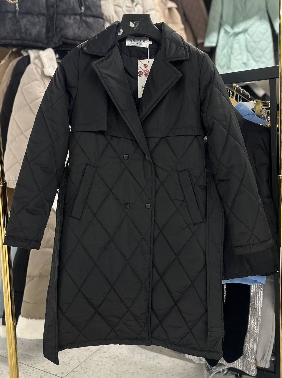 пальто стеганое,стеганое женское пальто,демисезонная куртка,куртка женская,образы со стеганым пальто