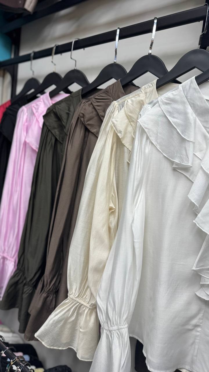 блузка с оборками,блузка для женщин,женская блузка,блуза,блузка с рюшами и воланами