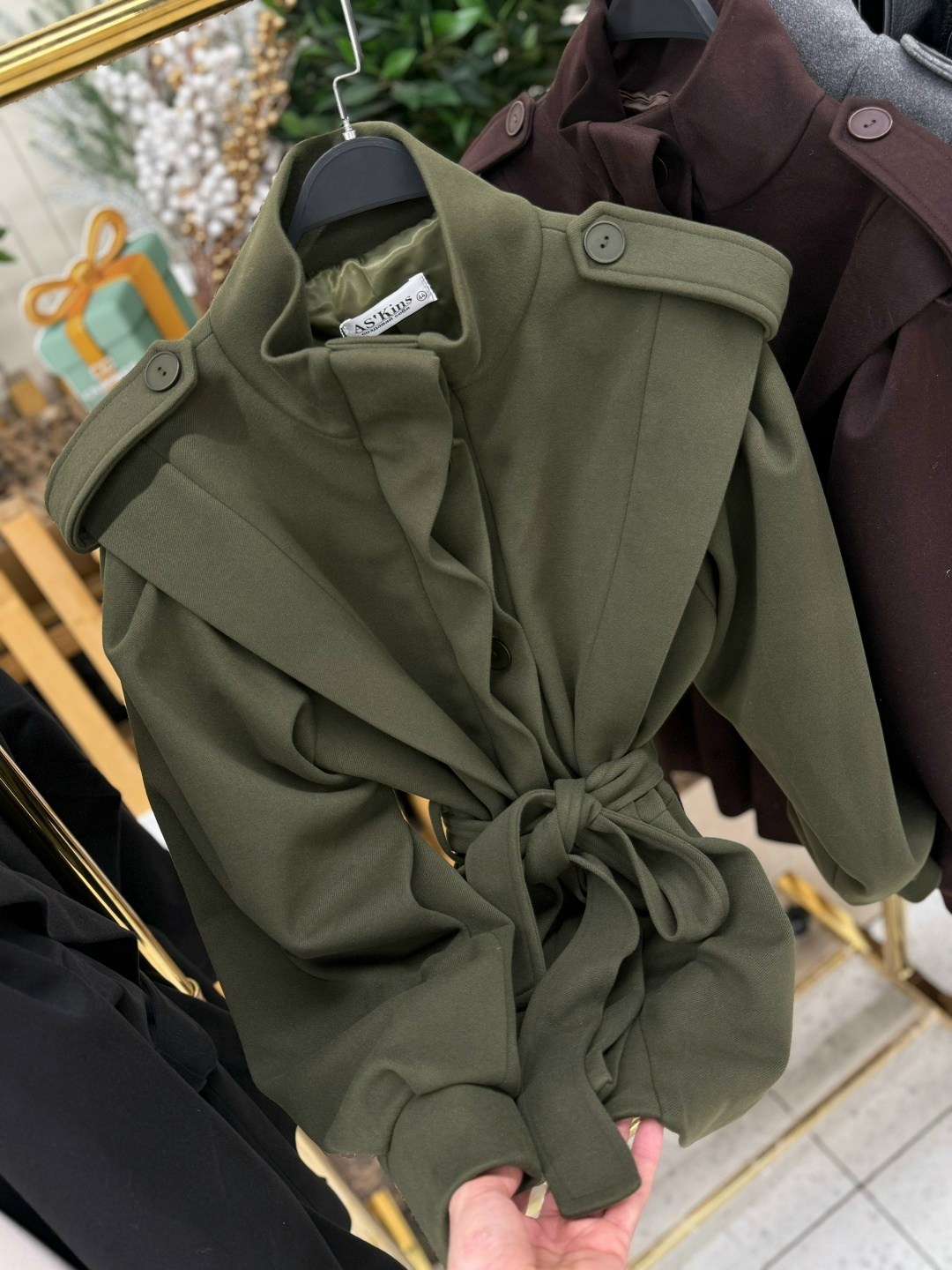 пиджак оверсайз с поясом коричневый a.e.m.,пиджак оверсайз,пиджак оверсайз с объемными рукавами gn sister collection,пиджак женский оверсайз,пиджак оверсайз с завязками