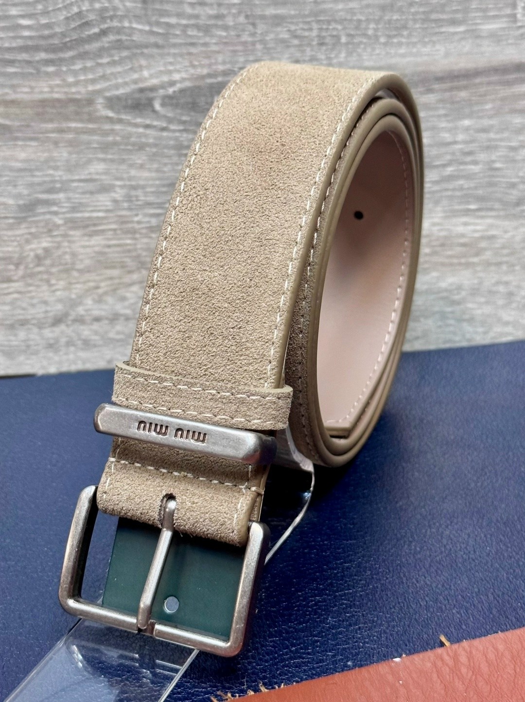 ремень miu miu,ремень женский натуральная замша,женские ремни,ремень из натуральной замши,замшевый ремень