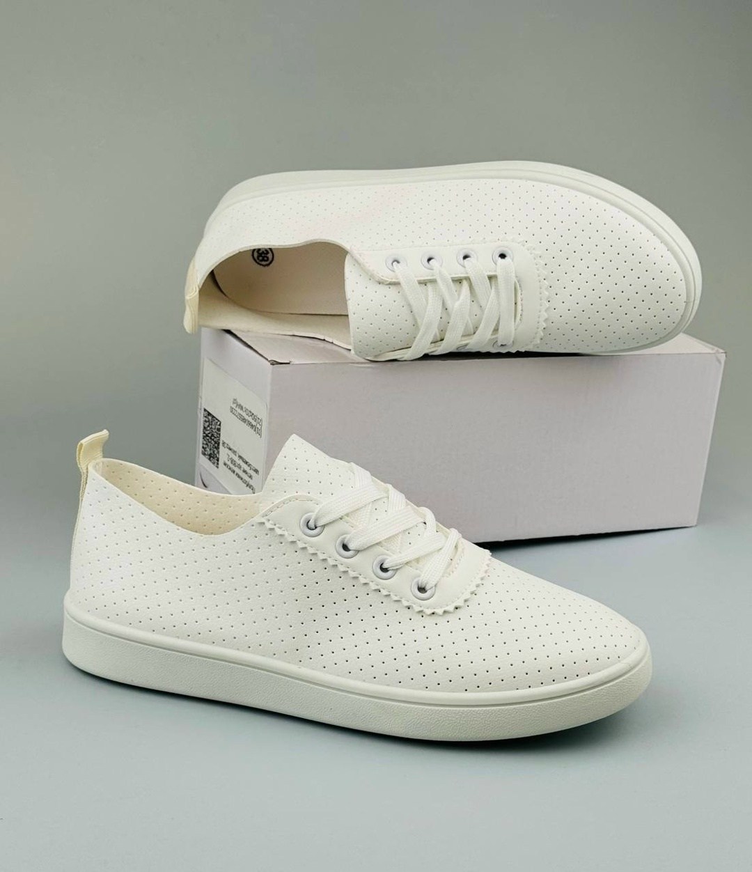 ,кеды женски,кеды с перфорацией,женские кеды,кеды летние белые