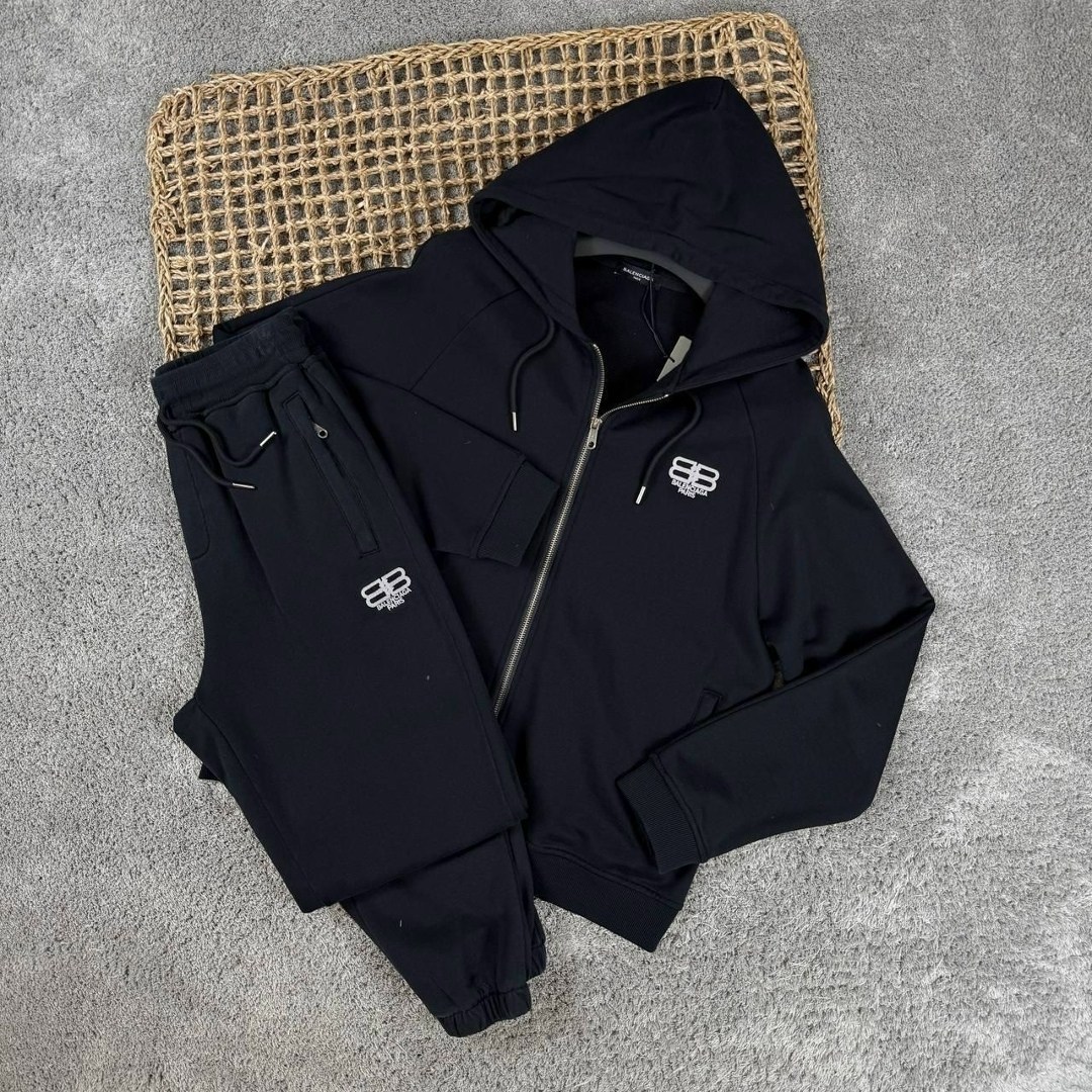 спортивный костюм armani,спортивный костюм emporio armani,спортивный костюм армани мужской еа7,спортивный костюм армани мужской еа7 с капюшоном,спортивный костюм армани