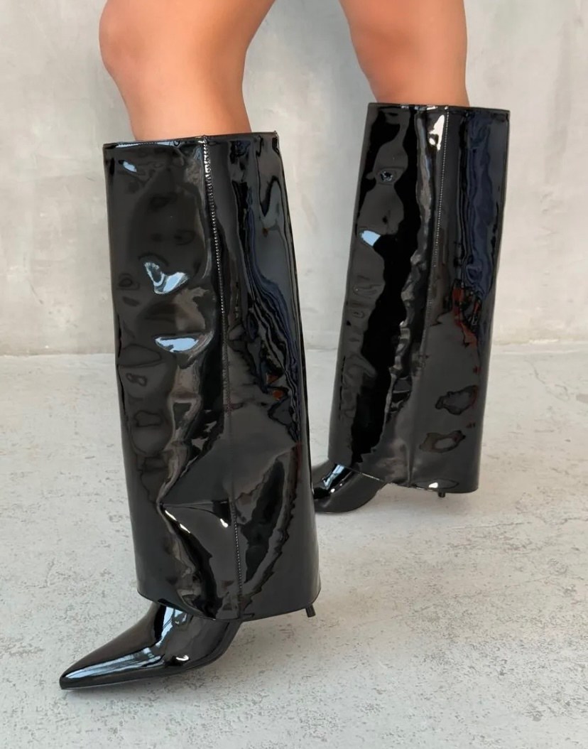 модные женские лакированные сапоги выше колена,сапоги модные,женские сапоги,сапоги трубы на каблуке лаковые еврозима valentina wang,сапоги