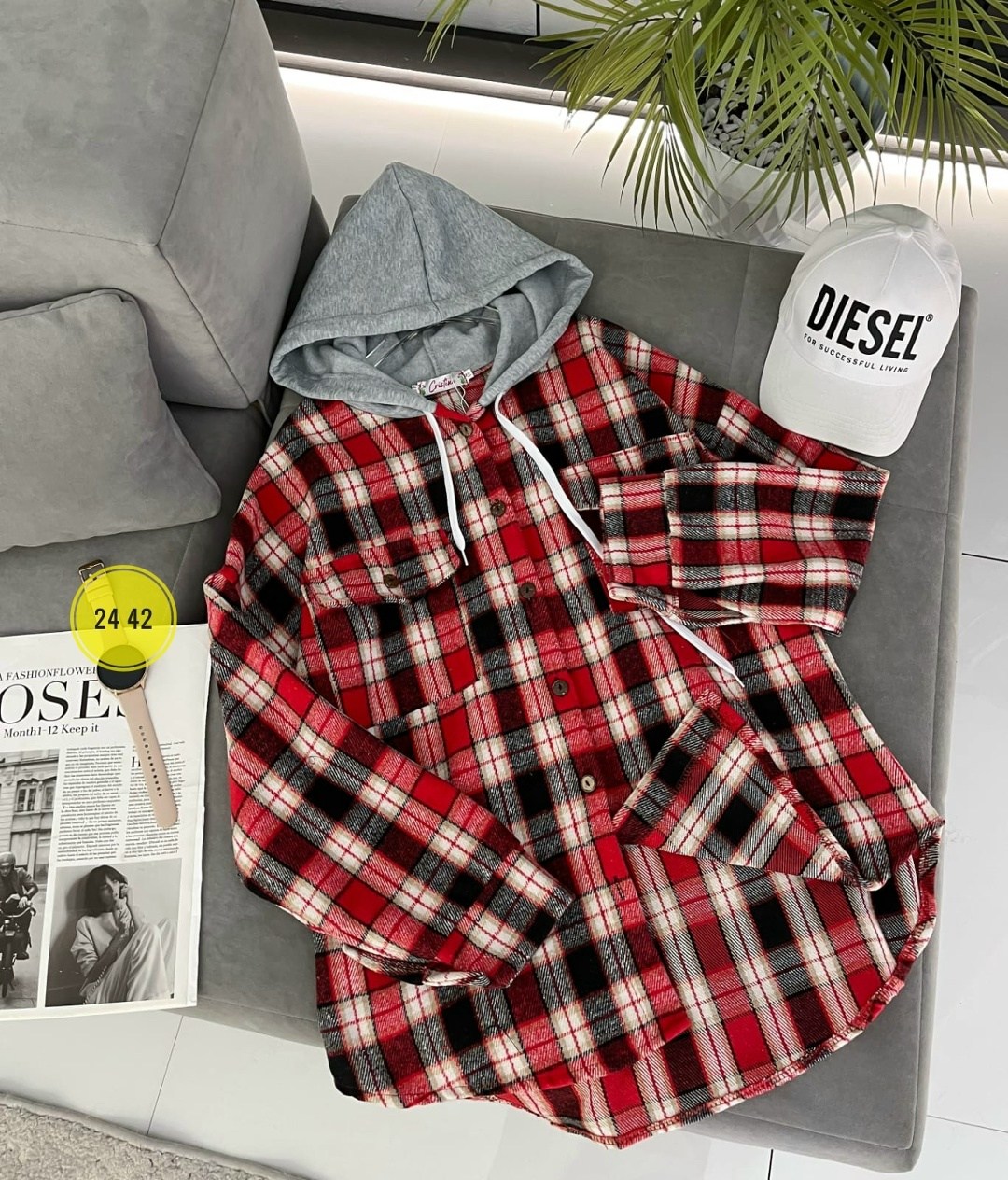 рубашка с капюшоном,рубашка в клетку с капюшоном,рубашка с капюшоном теплая,теплая рубашка оверсайз в клетку с капюшоном,клетчатая рубашка с капюшоном