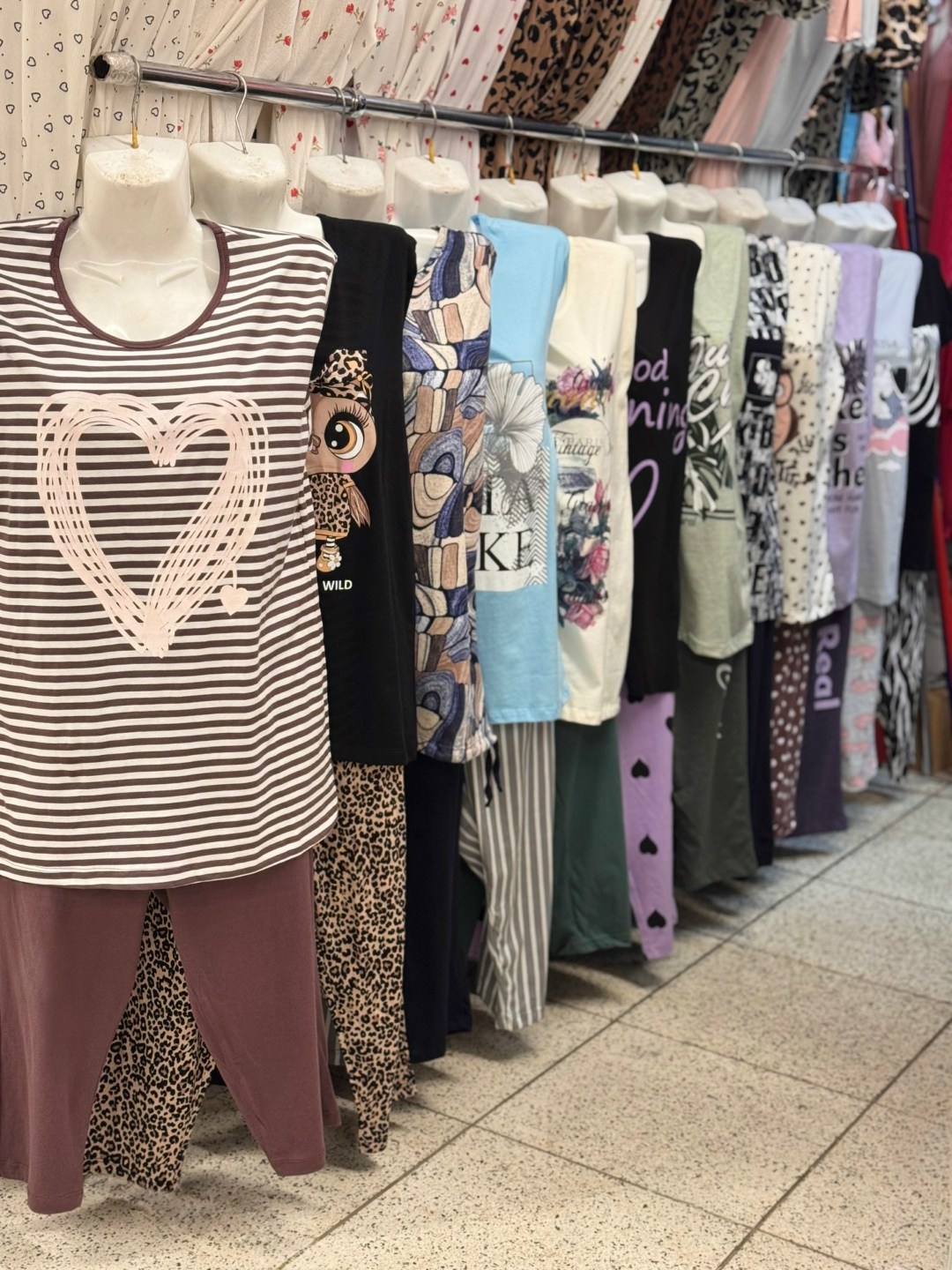 пижама женская,комплект пижама,пижама с брюками женская,пижама с брюками,домашняя одежда пижама