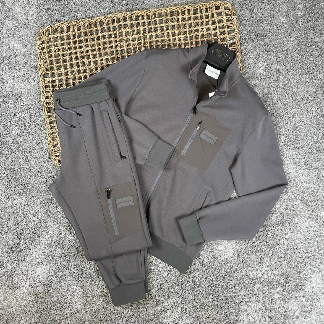 спортивный костюм kiton,спортивный костюм hugo boss,мужской спортивный костюм,спортивный костюм,спортивный костюм для мужчин