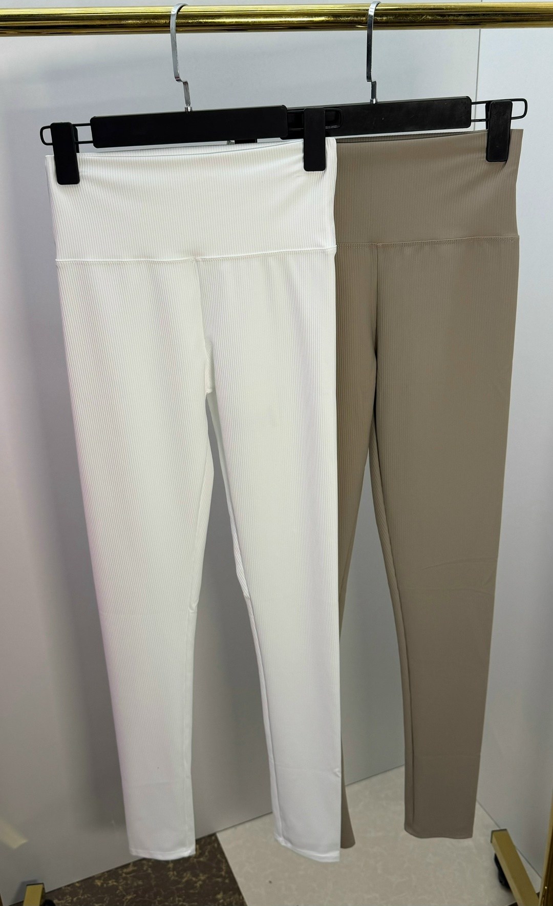 лосины в рубчик,легинсы женские,леггинсы в рубчик,спортивные легинсы,легинсы