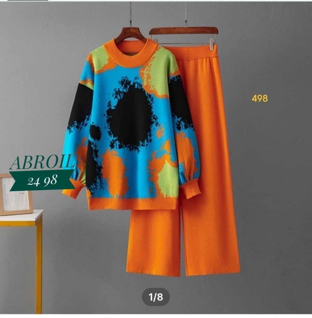 костюм с принтом,костюм из свитшота,костюм женский,трикотажные костюмы