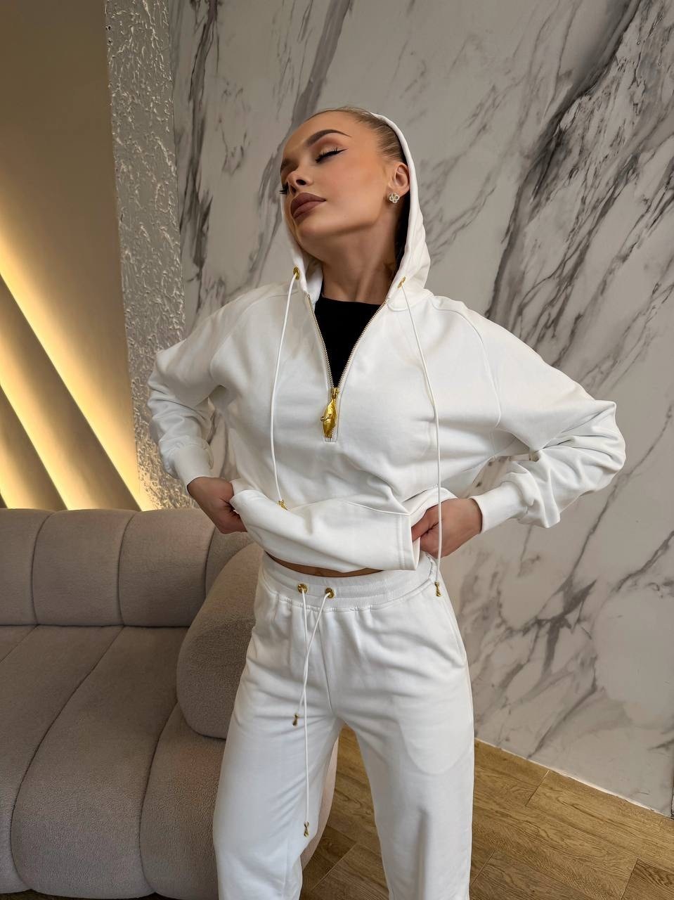 белый костюм женский на флисе,белый флисовый костюм женский,белый костюм на флисе,женский костюм спортивный на флисе,спортивный костюм женский