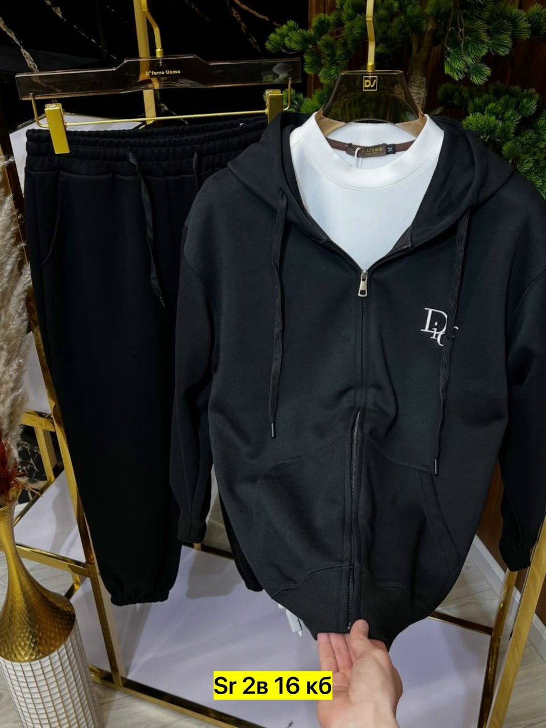 спортивный костюм brunello cucinelli,мужские спортивные костюмы,спортивный костюм loro piana,спортивный костюм,костюм мужской