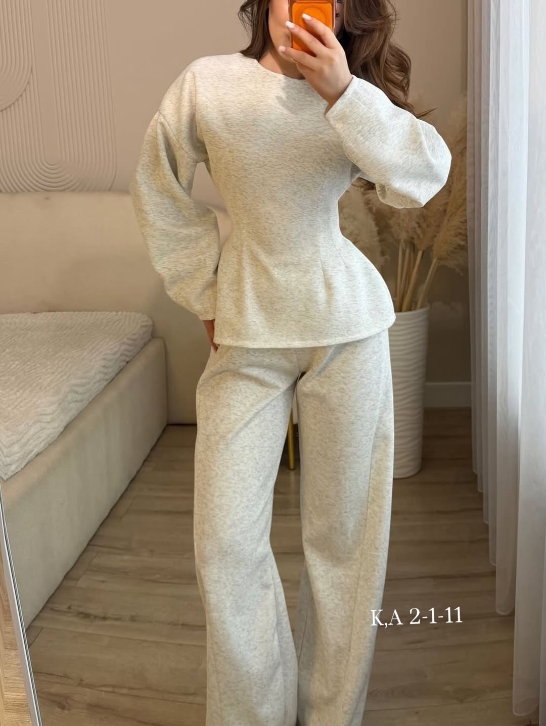 брючный костюм,брючный костюм с баской,костюм с брюками,брючный костюм женский,брюки с баской