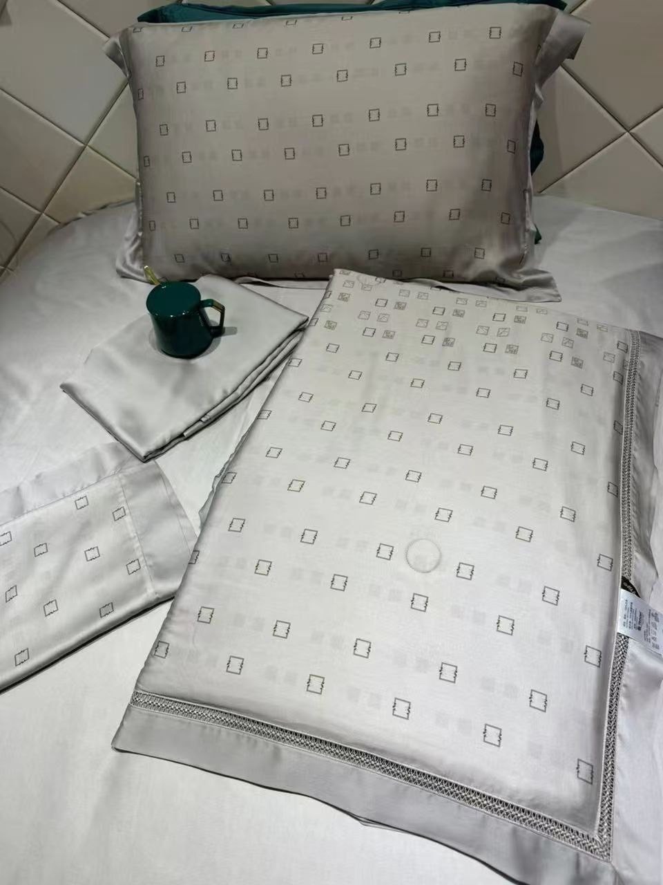 комплект постельного белья с одеялом,комплект постельного белья с готовыми одеялами,постельное белье комплект,комплект постельного белья итальянские традиции,постельное белье с одеялом тенсель