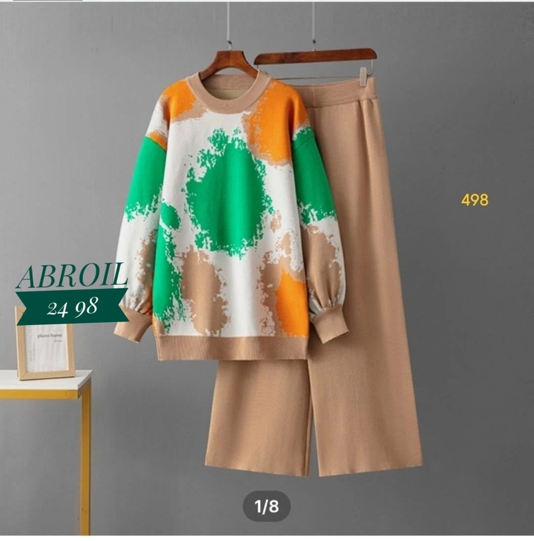 костюм с принтом,костюм из свитшота,костюм женский,трикотажные костюмы