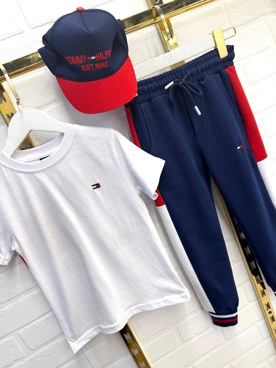 белая футболка томми хилфигер,футболка томми хилфигер черная,томми хилфигер футболка,короткими рукавами tommy hilfiger,футболки для мальчика