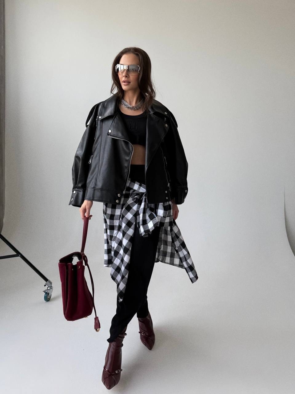 модная ,кожаная куртка,куртка косуха,женские костюмы,одежда в стиле