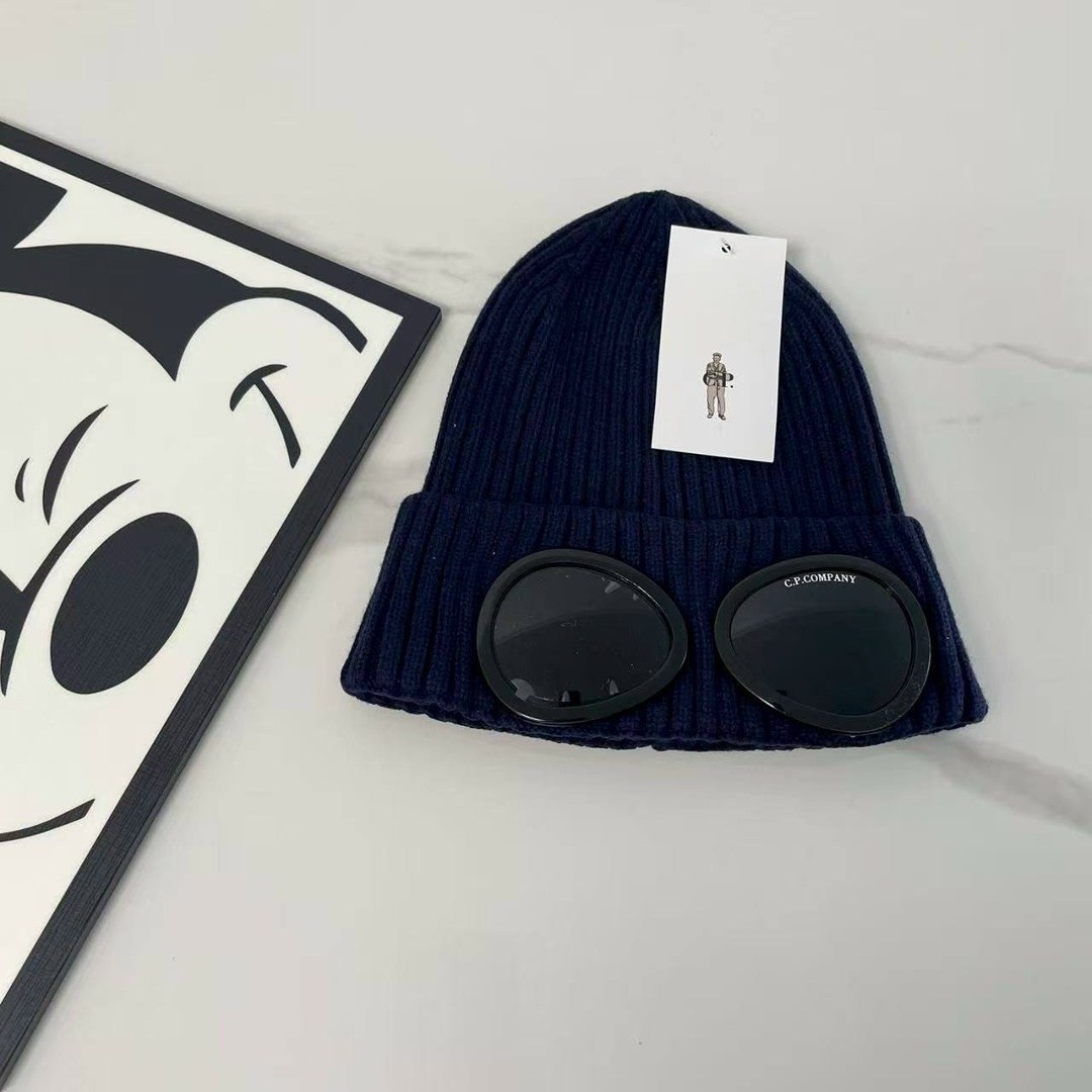 шапка c.p. company с линзами,шапка c.p. company,шапка c.p company goggle,шапка сипи компани с линзами
