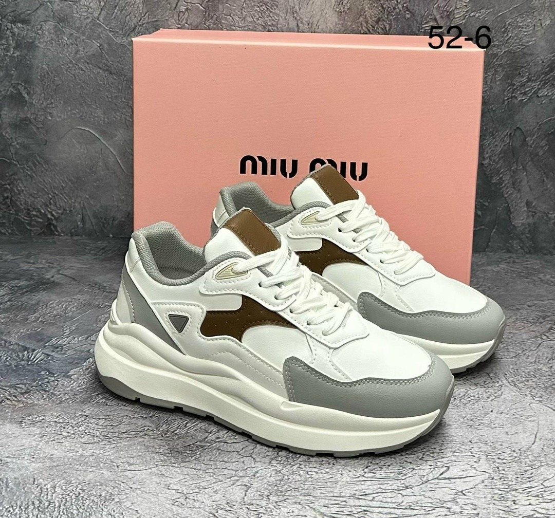 ,кроссовки женскиe,модные кроссовки,массивные кроссовки,стильные кроссовки