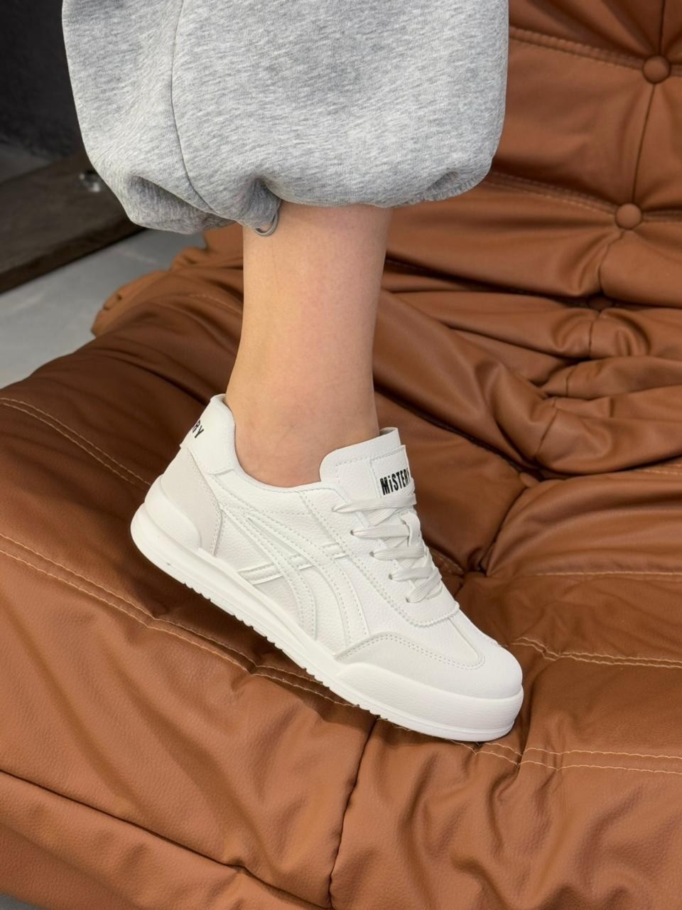 женские кроссовки,белые кроссовки женские,белые кроссовки,,белые кроссовки для женщин