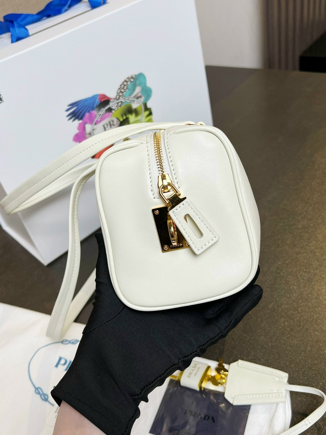 сумка prada белая,сумка prada,белая сумка прада,сумка женская prada,сумка прада