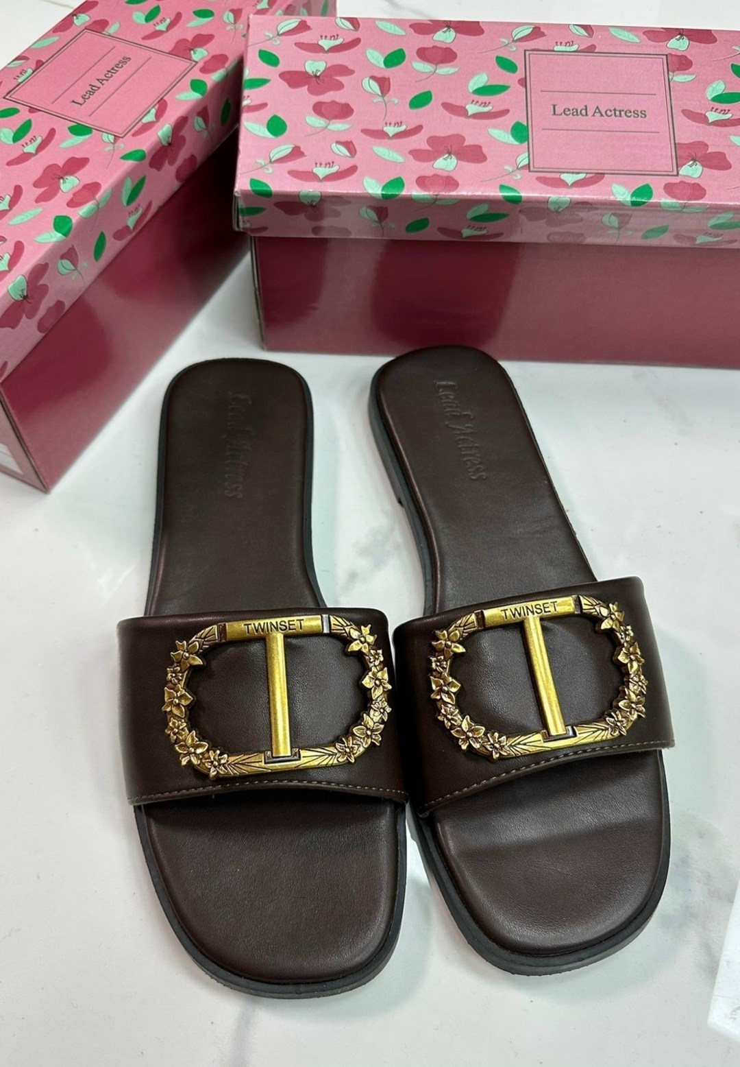 женские шлепанцы,,шлепки кристиан диор,шлепки диор, женская