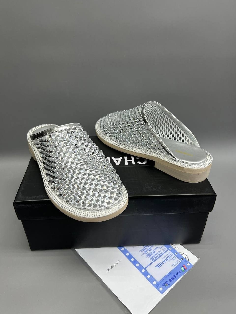 ,шлепанцы женские,модные шлепанцы,женские шлепанцы летние,шлепки женские